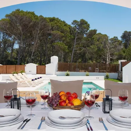Sleeps 9 Pool Air Con Wifi Cala Morell