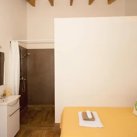 Sleeps 9 Pool Air Con Wifi *